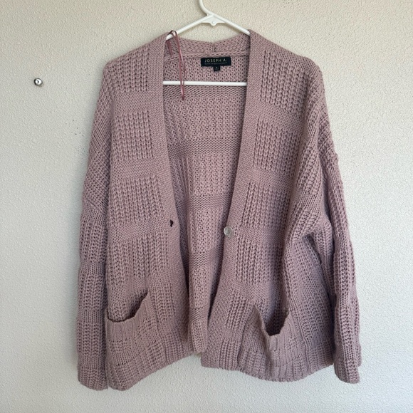 Joseph a sweater - Picture 1 of 3